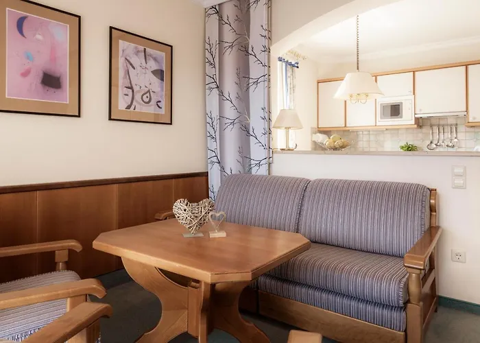 Lueftenegger * Маутерндорф