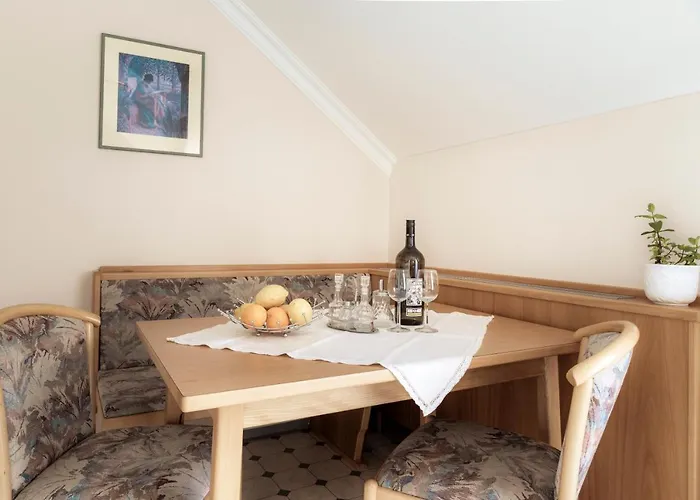 Lueftenegger Апартаменты Маутерндорф