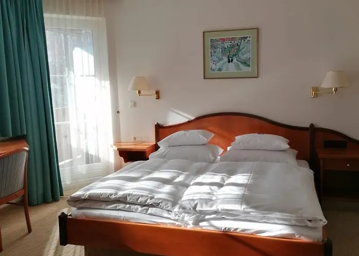 Lueftenegger Апартаменты Маутерндорф